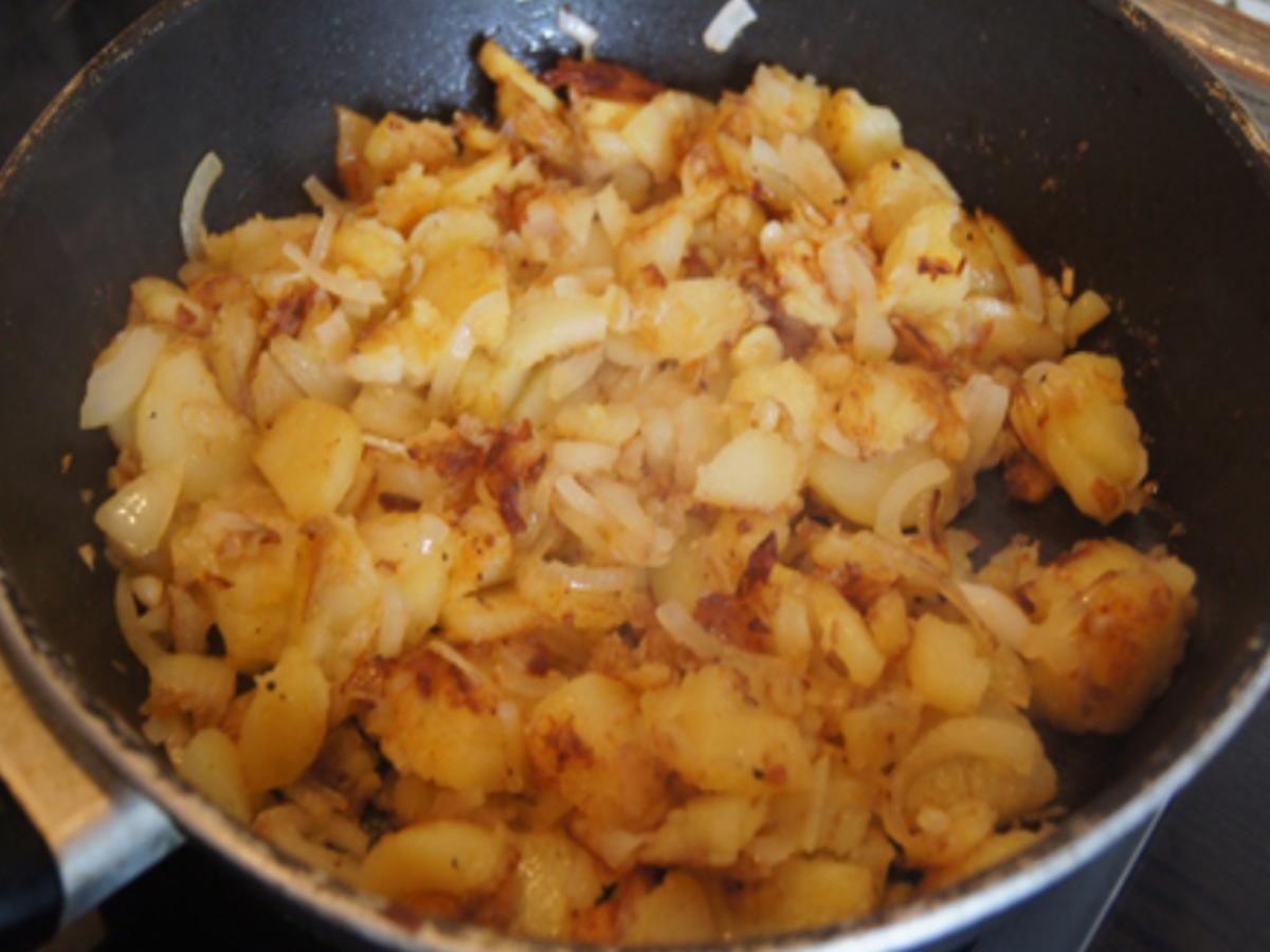 Sülze mit herzhaften Bratkartoffeln, Gewürzgurken und Rote Bete Salat - Rezept - Bild Nr. 26