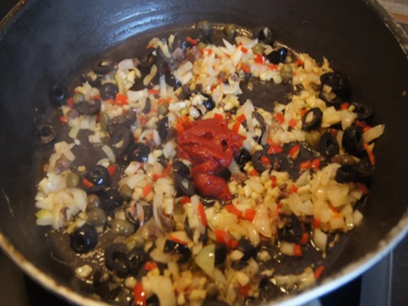 Spaghetti Puttanesca - Rezept - Bild Nr. 8