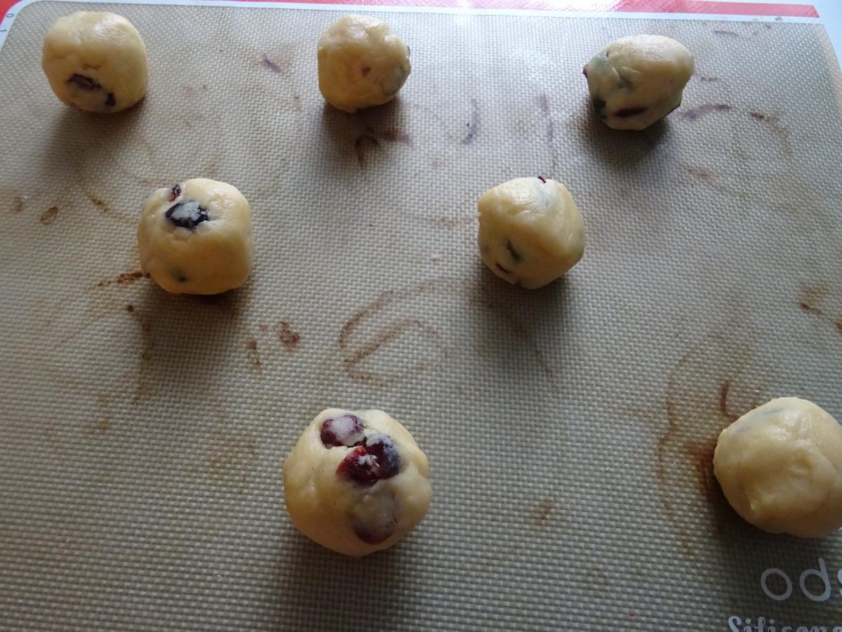 Cranberry-Pistazien-Cookies - Rezept - Bild Nr. 3