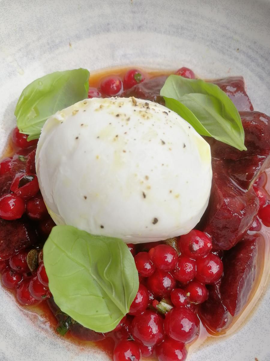 Büffelmozzarella mit marinierter Rote Beete - Rezept - Bild Nr. 2