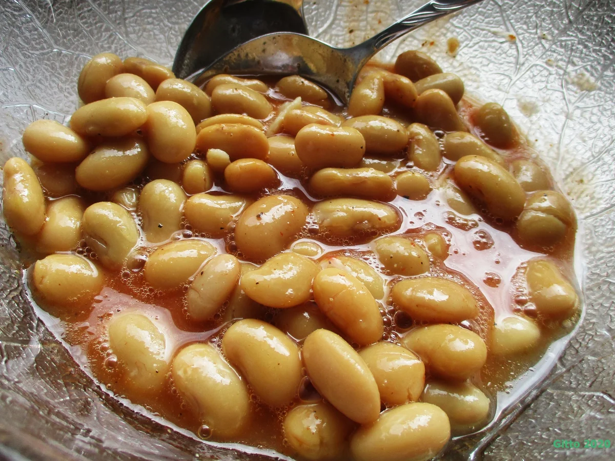 Frisch-feuriger Salat mit großen weißen Bohnen - Rezept - Bild Nr. 3