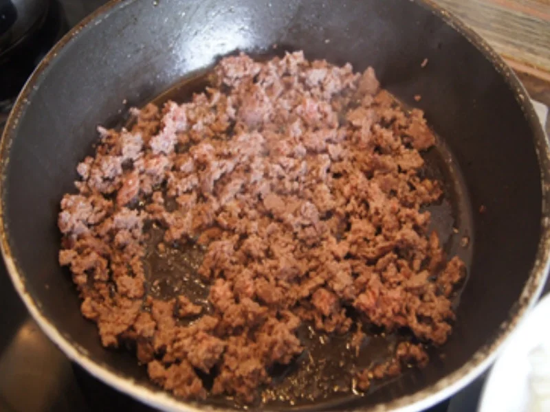 Asia-Hackfleisch mit Spiegelei und gelber Basmatireis - Rezept - Bild Nr. 7