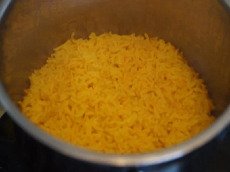 Asia-Hackfleisch mit Spiegelei und gelber Basmatireis - Rezept - Bild Nr. 15