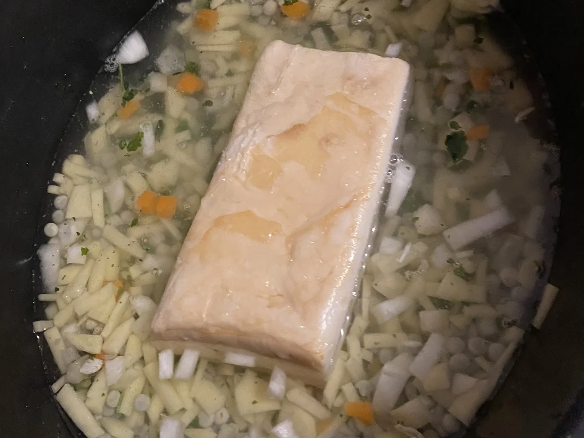 Rezept: Crockpot: Deftige Erbsensuppe mit Würstchen Bild Nr. 4 Crockpot: Deftige Erbsensuppe mit Würstchen - Rezept - Bild Nr. 4