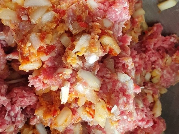 BIG Frikadelle begleitet von jungem Wirsing - Rezept - Bild Nr. 11029