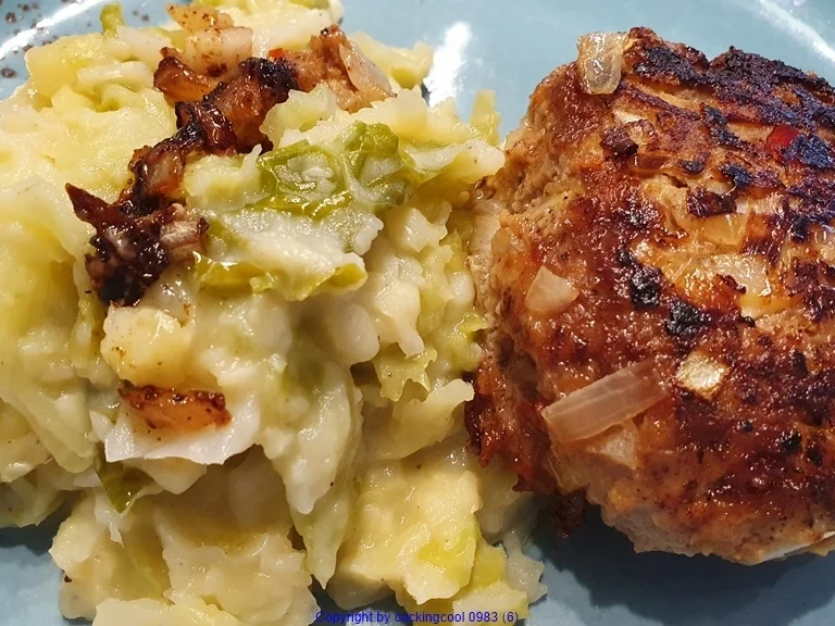 BIG Frikadelle begleitet von jungem Wirsing - Rezept - Bild Nr. 11030