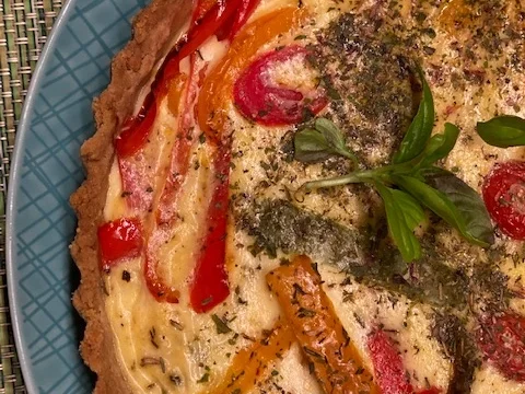 Sommerliche Quiche mit Paprika und Tomaten - Rezept - Bild Nr. 5