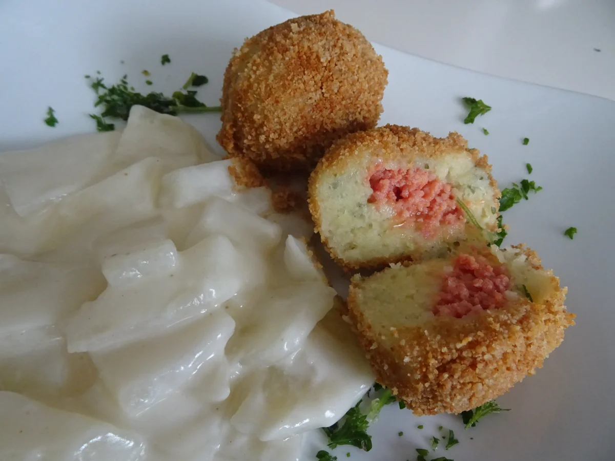 Gefüllte Kartoffelklöße mit Rahmkohlrabi - Rezept - Bild Nr. 2