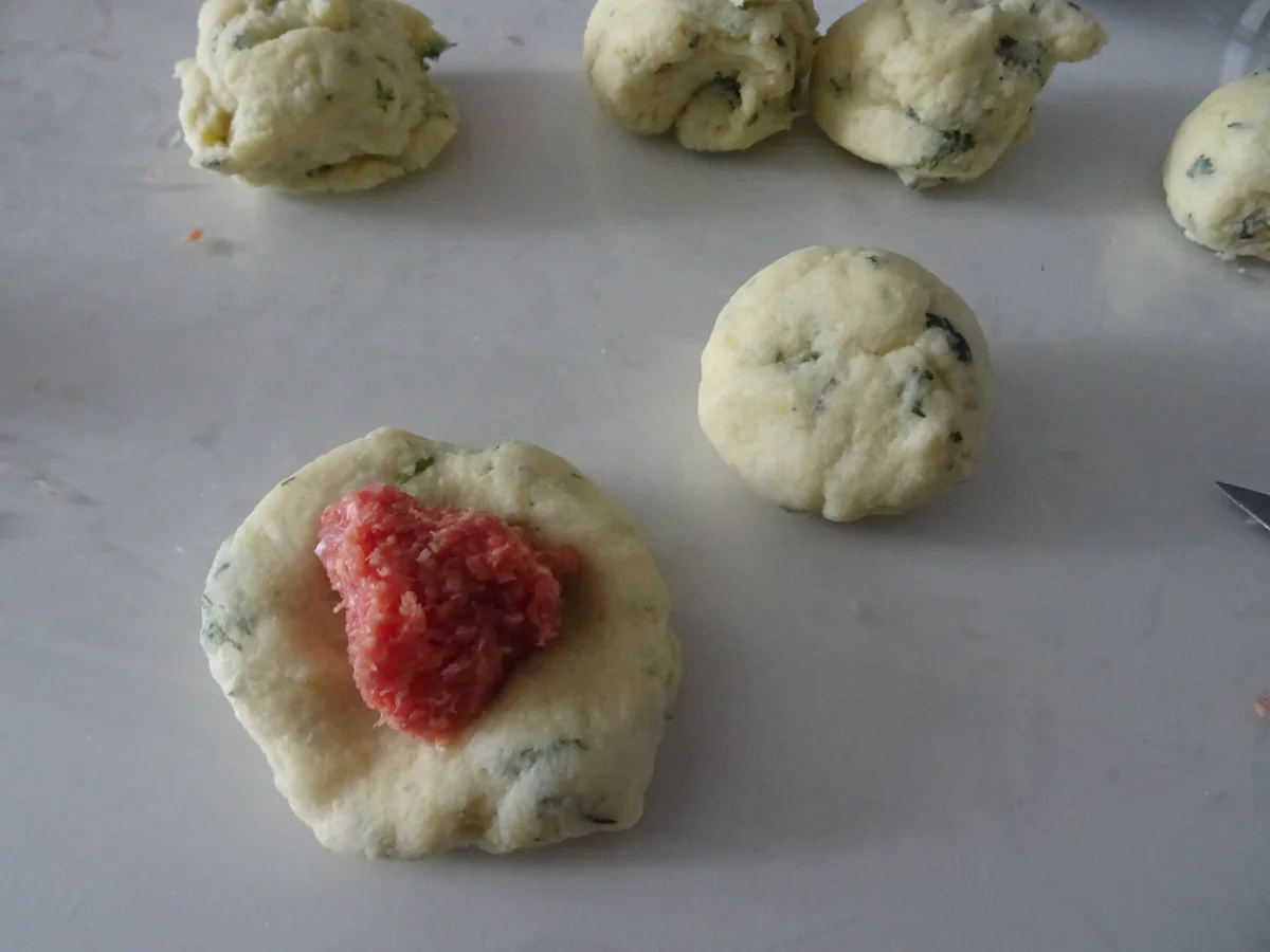 Gefüllte Kartoffelklöße mit Rahmkohlrabi - Rezept - Bild Nr. 6