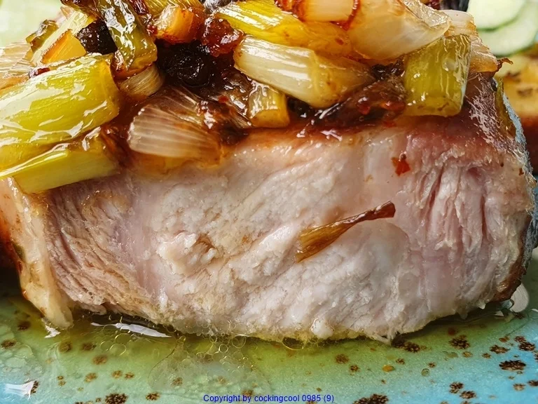 Iberico Karree (Kotelett) als schnelles Mittagessen im Sommer - Rezept - Bild Nr. 11040