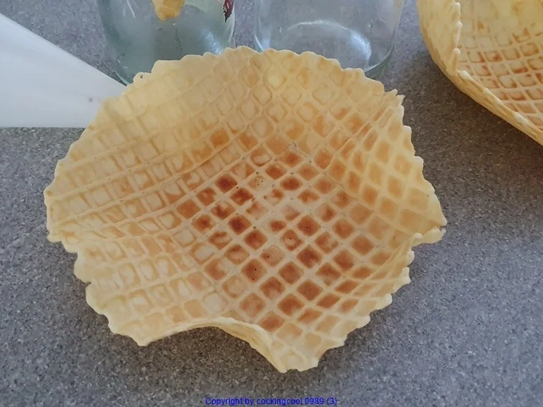 Rezept: Eiswaffeln (Butter Karamel Geschmack) Bild Nr. 3 Eiswaffeln (Butter Karamel Geschmack) - Rezept - Bild Nr. 3