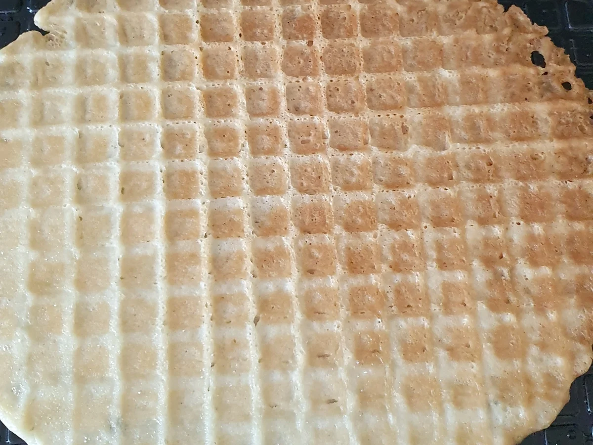 Rezept: Eiswaffeln (Butter Karamel Geschmack) Bild Nr. 9 Eiswaffeln (Butter Karamel Geschmack) - Rezept - Bild Nr. 9