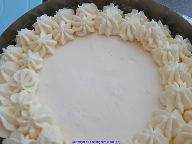 Käsesahne Torte (wahlweise mit oder ohne Boden Backen) - Rezept - Bild Nr. 13