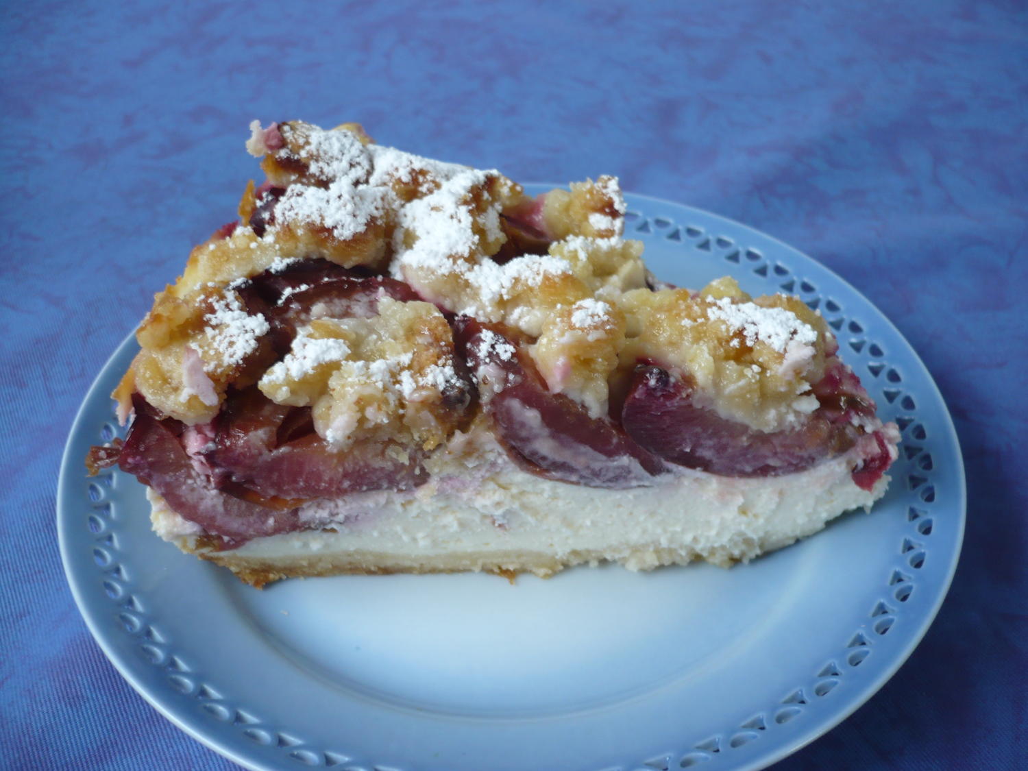 Zwetschen - Käsekuchen mit Marzipanstreusel - Rezept - kochbar.de