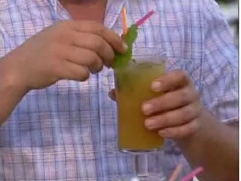 Cocktail mit Pfefferminztee - Rezept