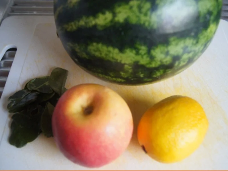 Rezept: Sommerdrink Bild Nr. 3 Sommerdrink - Rezept - Bild Nr. 3