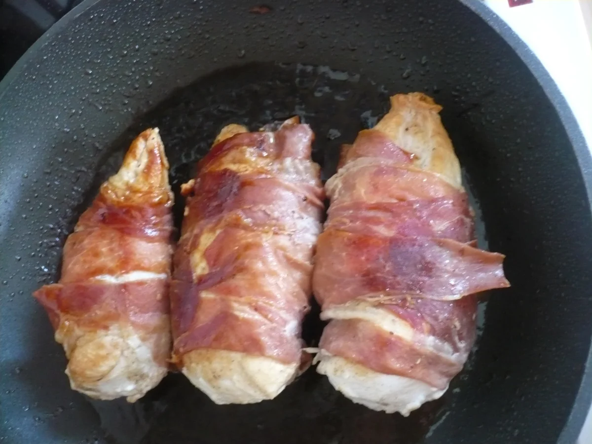 Hähnchenfilets in Paprika - Kräuterrahm - Rezept - Bild Nr. 7