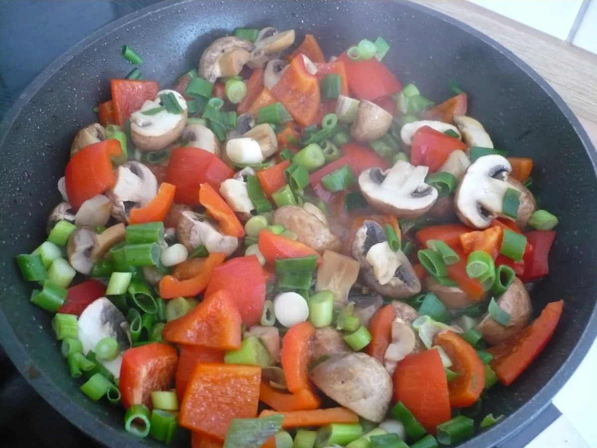 Hähnchenfilets in Paprika - Kräuterrahm - Rezept - Bild Nr. 9