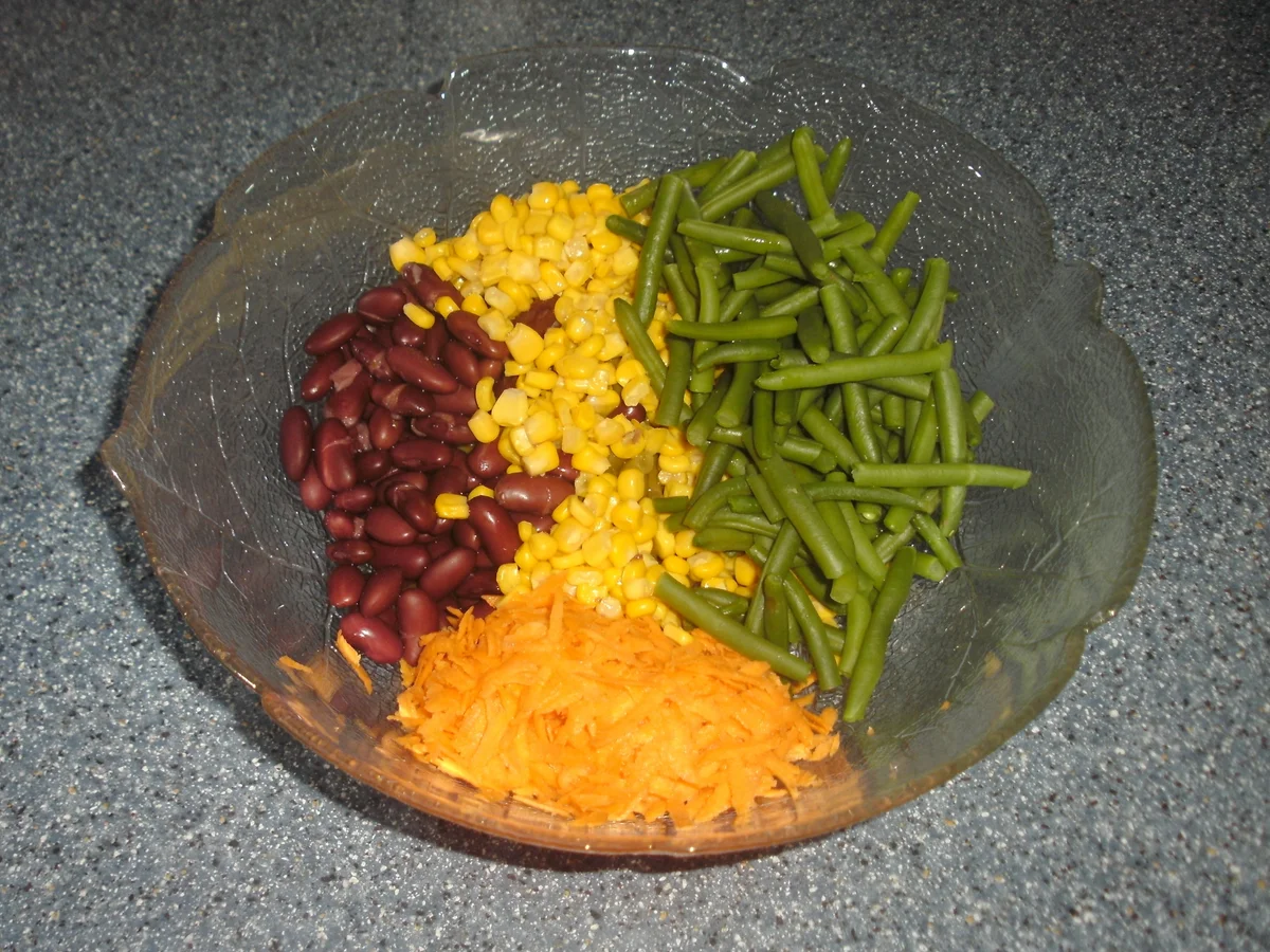 Rezept: Teuflischer Salat Bild Nr. 3 Teuflischer Salat - Rezept - Bild Nr. 3