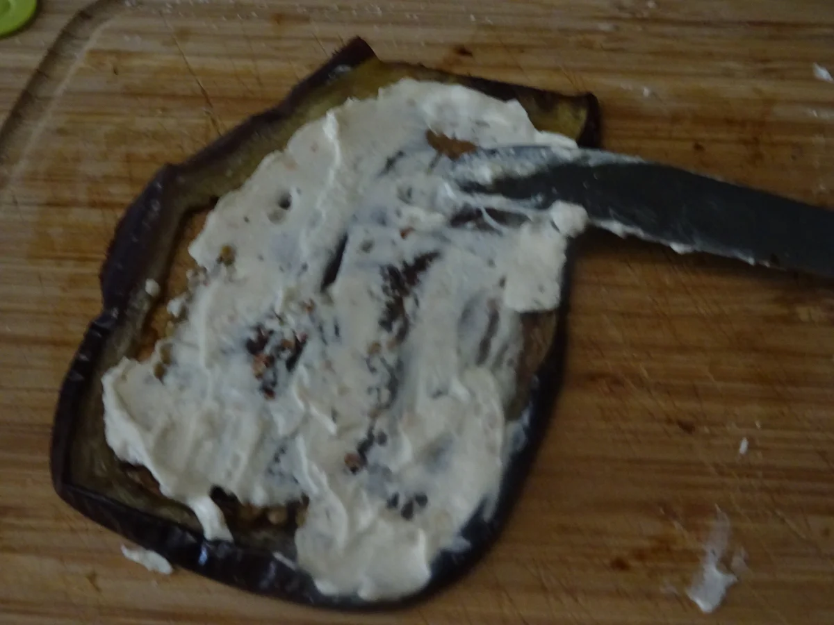 Rezept: Paprika-Röllchen in Öl und Auberginen-Scheiben gefüllt Bild Nr. 11078 Paprika-Röllchen in Öl und Auberginen-Scheiben gefüllt - Rezept - Bild Nr. 11078