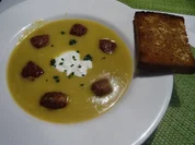 Rezept: Sellerie-Suppe mit Hackbรคllchen und Knoblauchbrot Bild Nr. 2 Sellerie-Suppe mit Hackbรคllchen und Knoblauchbrot - Rezept - Bild Nr. 2