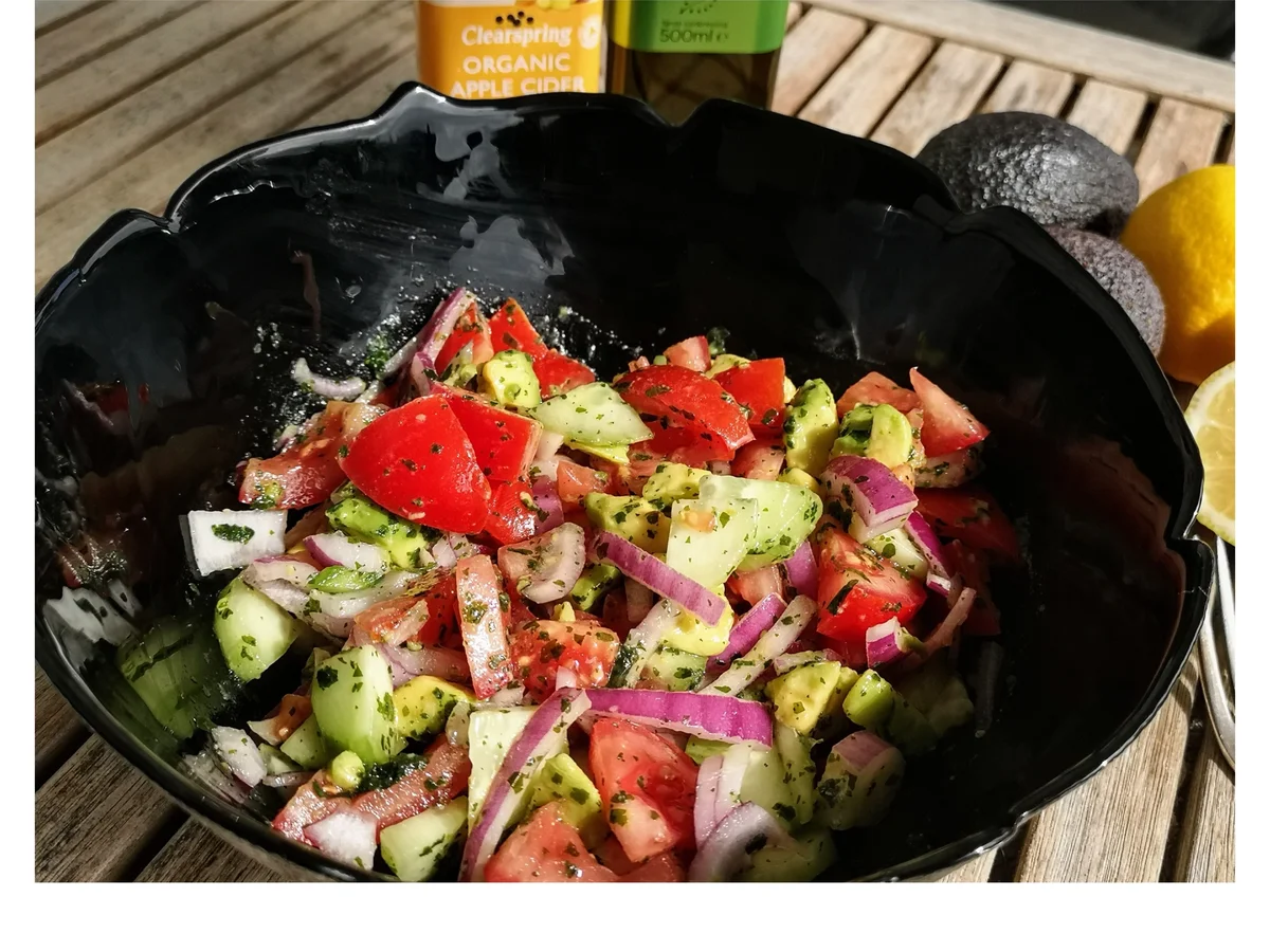 BiNe´ S TOMATEN AVOCADOSALAT - Rezept - Bild Nr. 3