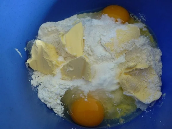 Einfacher Zwetschgenkuchen - Rezept - Bild Nr. 5