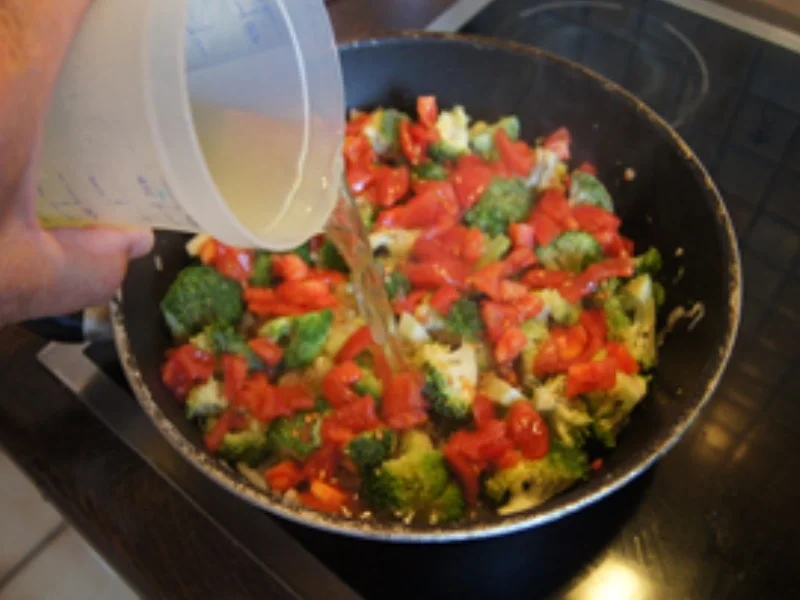 Rezept: Brokkoli-Tomaten-Omelett Bild Nr. 11 Brokkoli-Tomaten-Omelett - Rezept - Bild Nr. 11