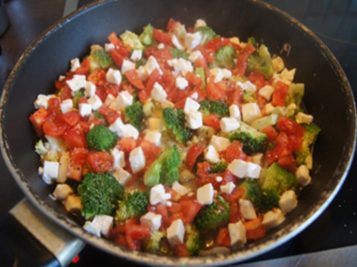 Brokkoli-Tomaten-Omelett - Rezept - Bild Nr. 12