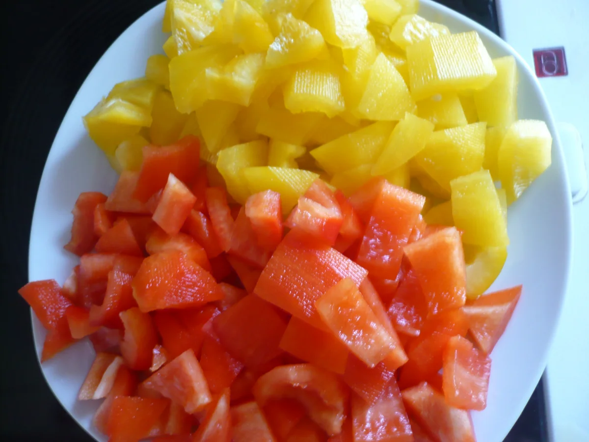 Paprikasoße mit Gemüsenudeln - Rezept - Bild Nr. 4