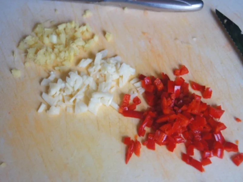 Rezept: Gefüllte, überbackene Spitzpaprika mit Spiegeleiern Bild Nr. 10 Gefüllte, überbackene Spitzpaprika mit Spiegeleiern - Rezept - Bild Nr. 10