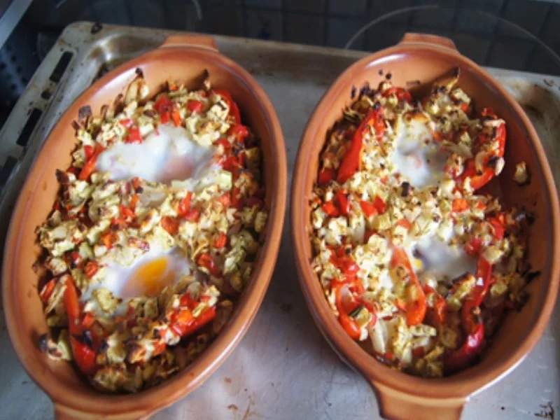 Rezept: Gefüllte, überbackene Spitzpaprika mit Spiegeleiern Bild Nr. 18 Gefüllte, überbackene Spitzpaprika mit Spiegeleiern - Rezept - Bild Nr. 18