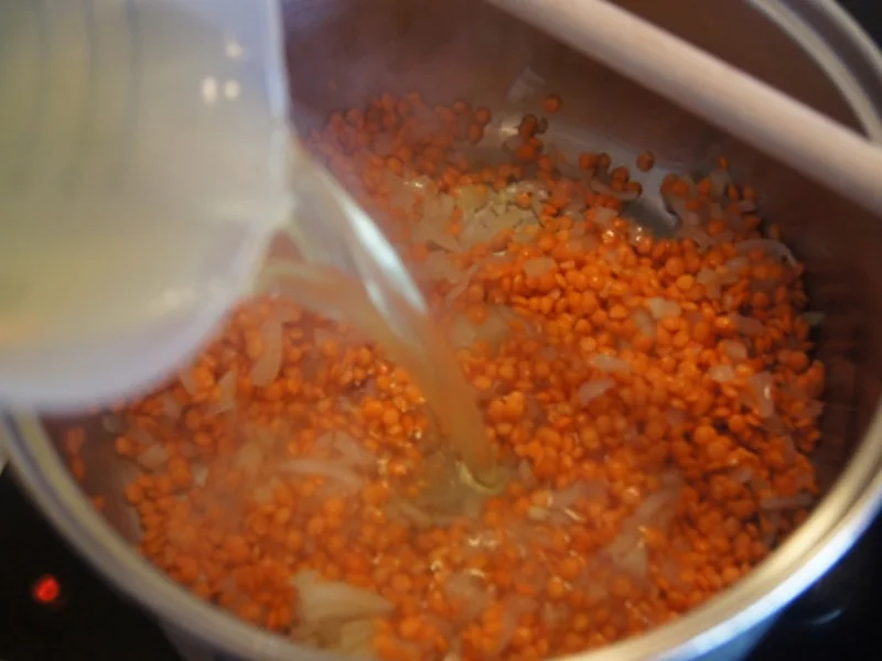 Rezept: Pasta-Teller mit roten Linsen und braunen Champignons Bild Nr. 5 Pasta-Teller mit roten Linsen und braunen Champignons - Rezept - Bild Nr. 5