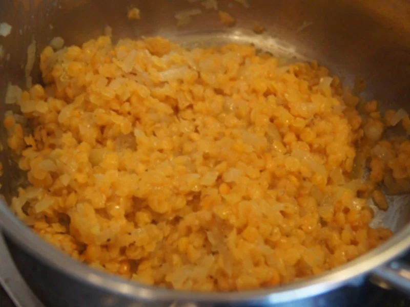 Rezept: Pasta-Teller mit roten Linsen und braunen Champignons Bild Nr. 7 Pasta-Teller mit roten Linsen und braunen Champignons - Rezept - Bild Nr. 7