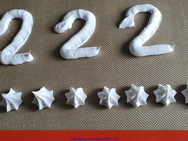 Rezept: Einfacher "Baiser oder Meringe Schwan" Ganz in Weiss = kochbar Challenge 8.0 (August 2020) Bild Nr. 11097 Einfacher "Baiser oder Meringe Schwan" Ganz in Weiss = kochbar Challenge 8.0 (August 2020) - Rezept - Bild Nr. 11097