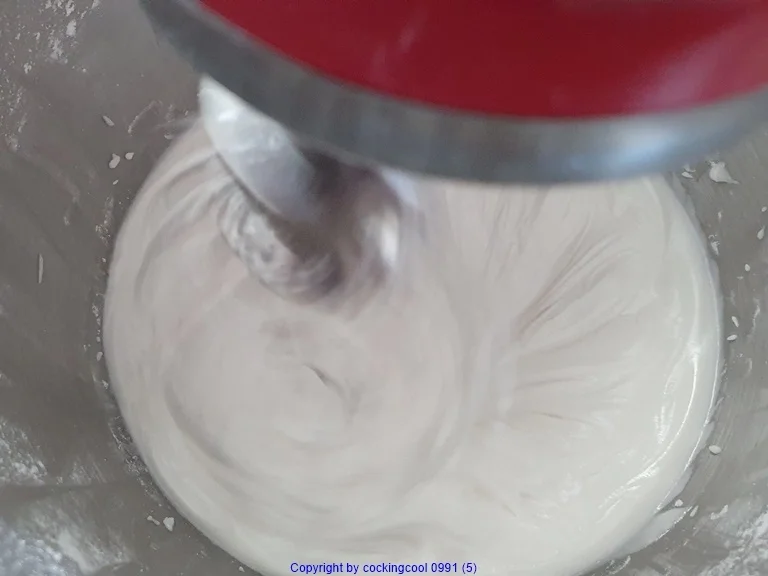 Rezept: Einfacher "Baiser oder Meringe Schwan" Ganz in Weiss = kochbar Challenge 8.0 (August 2020) Bild Nr. 11094 Einfacher "Baiser oder Meringe Schwan" Ganz in Weiss = kochbar Challenge 8.0 (August 2020) - Rezept - Bild Nr. 11094