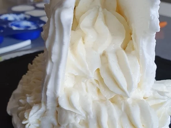 Rezept: Einfacher "Baiser oder Meringe Schwan" Ganz in Weiss = kochbar Challenge 8.0 (August 2020) Bild Nr. 11106 Einfacher "Baiser oder Meringe Schwan" Ganz in Weiss = kochbar Challenge 8.0 (August 2020) - Rezept - Bild Nr. 11106