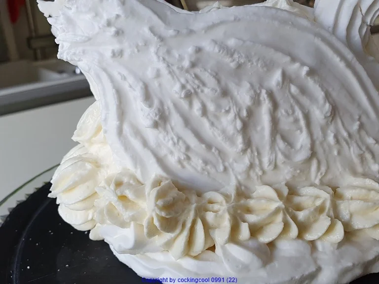 Rezept: Einfacher "Baiser oder Meringe Schwan" Ganz in Weiss = kochbar Challenge 8.0 (August 2020) Bild Nr. 11105 Einfacher "Baiser oder Meringe Schwan" Ganz in Weiss = kochbar Challenge 8.0 (August 2020) - Rezept - Bild Nr. 11105