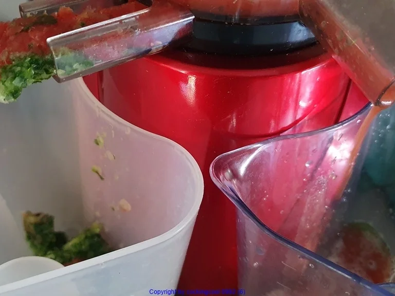 Rezept: Tomaten Bowle = Rezeptbau NR. 17 Bild Nr. 11086 Tomaten Bowle = Rezeptbau NR. 17 - Rezept - Bild Nr. 11086