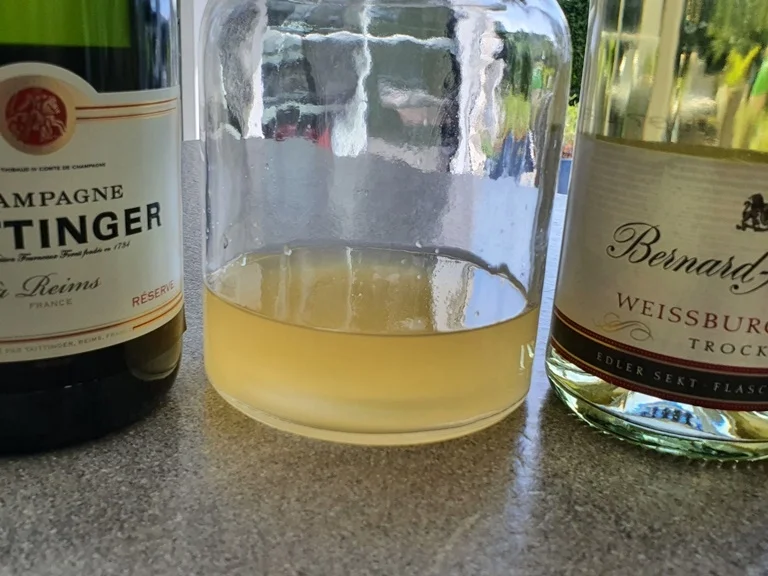 Rezept: Tomaten Bowle = Rezeptbau NR. 17 Bild Nr. 11106 Tomaten Bowle = Rezeptbau NR. 17 - Rezept - Bild Nr. 11106