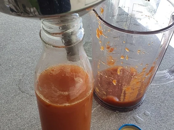 Rezept: Tomaten Bowle = Rezeptbau NR. 17 Bild Nr. 11101 Tomaten Bowle = Rezeptbau NR. 17 - Rezept - Bild Nr. 11101