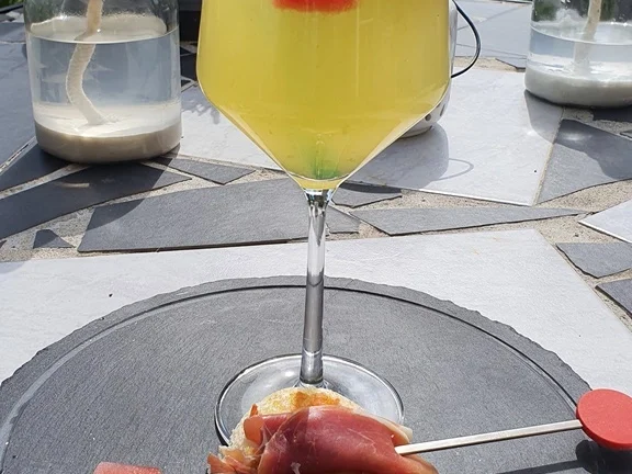 Rezept: Tomaten Bowle = Rezeptbau NR. 17 Bild Nr. 11113 Tomaten Bowle = Rezeptbau NR. 17 - Rezept - Bild Nr. 11113