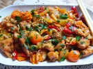 Potpourri mit Rindfleisch, knusprigen Nudeln und Gemüse - Rezept - Bild Nr. 2