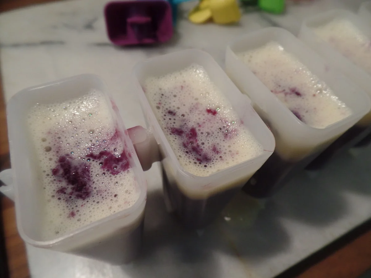 Rezept: Blaubeer-Vanille-Eis Bild Nr. 11090 Blaubeer-Vanille-Eis - Rezept - Bild Nr. 11090