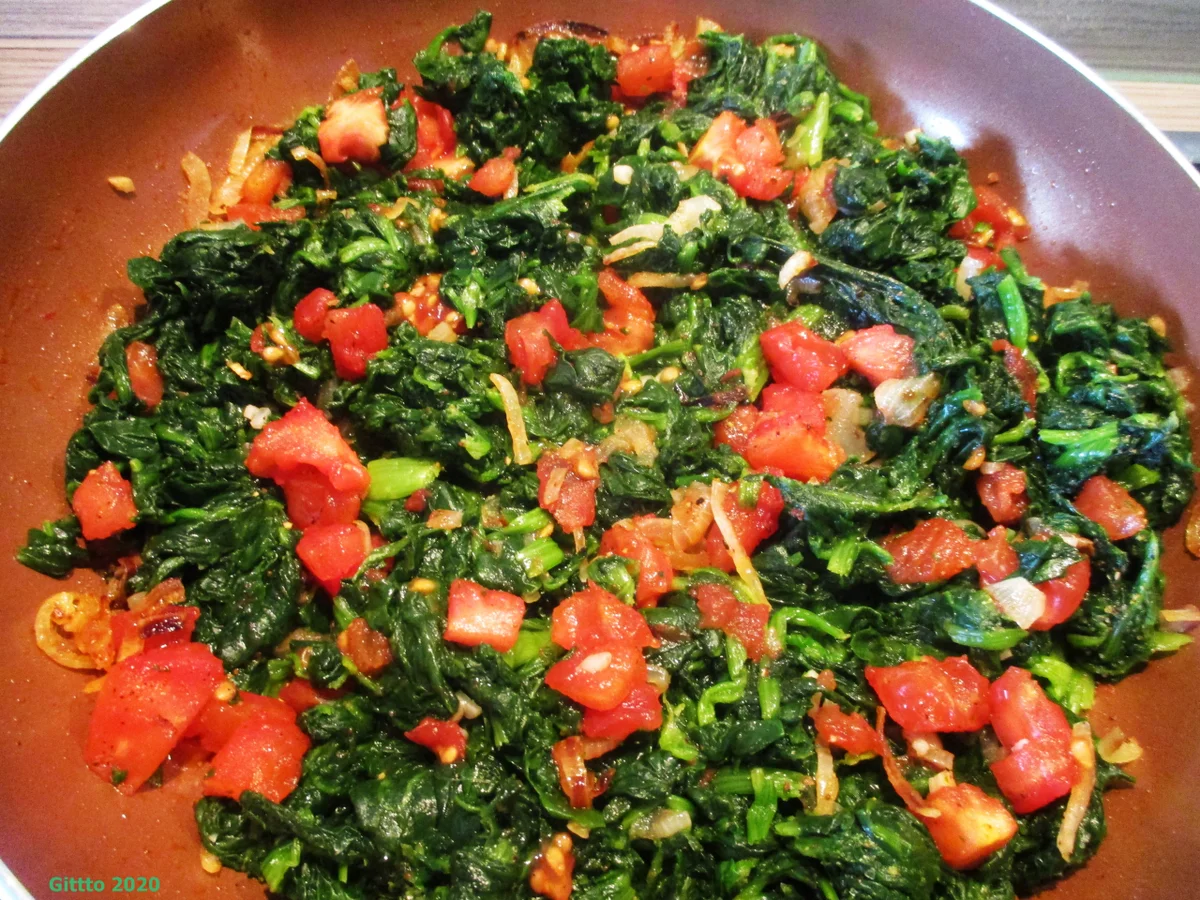 Rezept: Blattspinat mit Tomaten Bild Nr. 5 Blattspinat mit Tomaten - Rezept - Bild Nr. 5