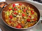 Bratwurst-Pfanne mit frischem Gemüse - Rezept - Bild Nr. 2
