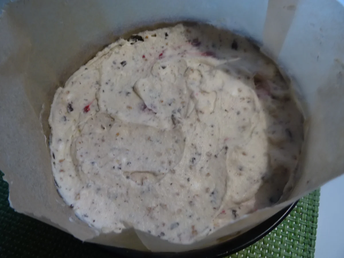Sahne-Baiser-Eistorte mit Himbeeren - Rezept - Bild Nr. 2