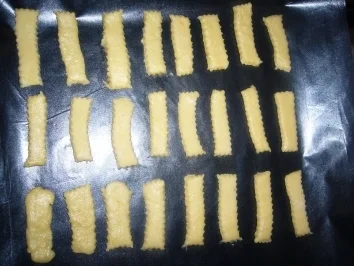 Rezept: Plätzchen: Macadamia-Nougat-Barren Bild Nr. 3 Plätzchen: Macadamia-Nougat-Barren - Rezept - Bild Nr. 3