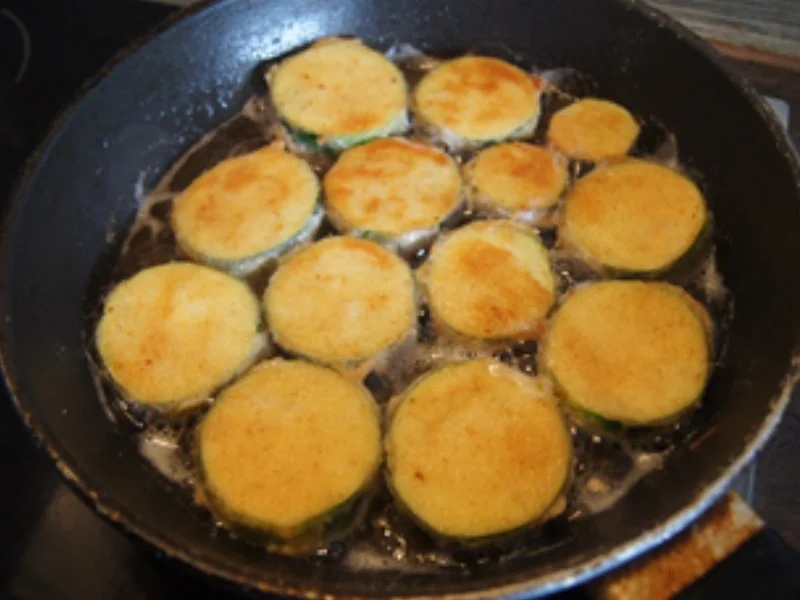 Rezept: Zweierlei Zucchini Bild Nr. 11126 Zweierlei Zucchini - Rezept - Bild Nr. 11126