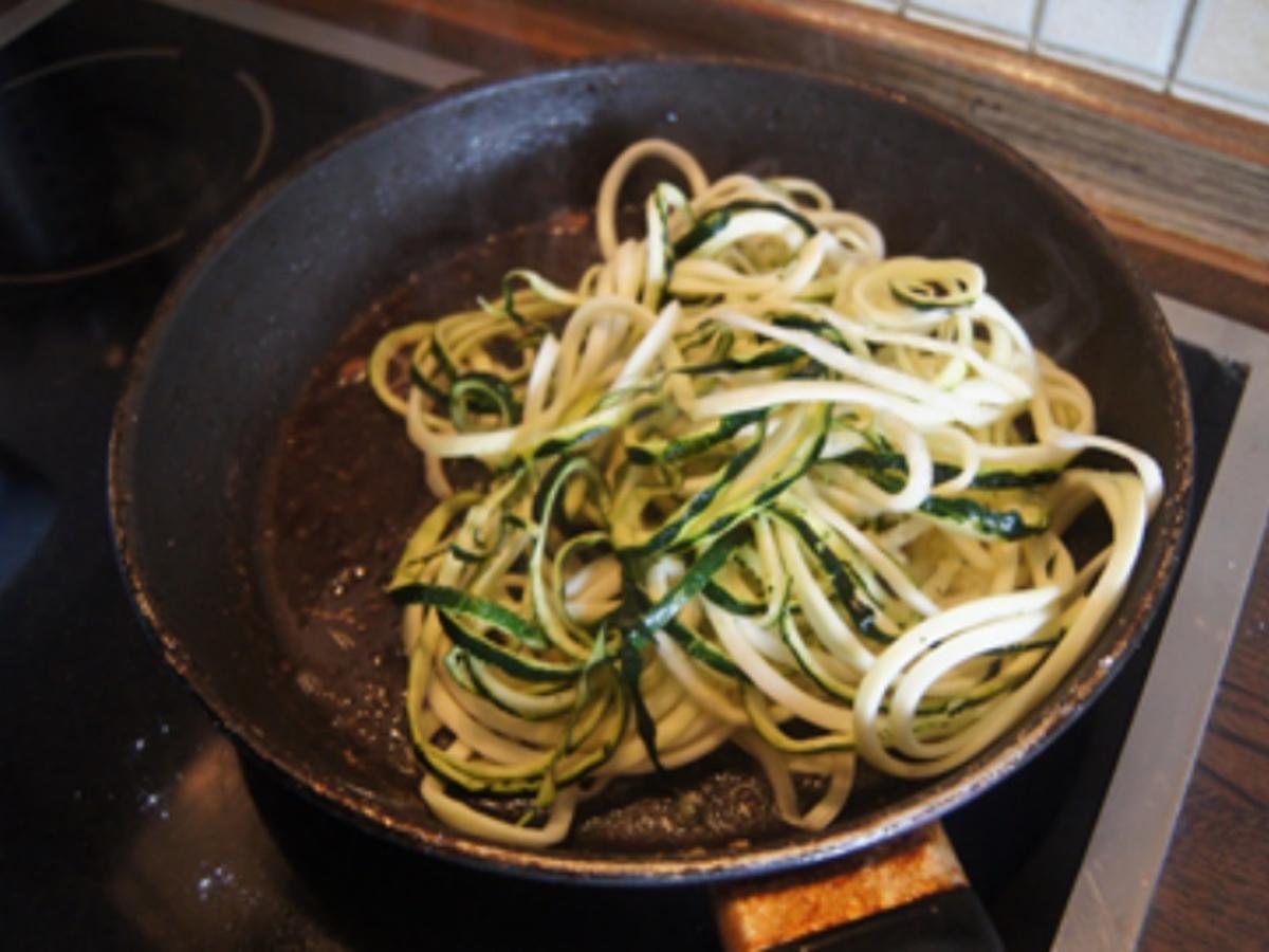 Zweierlei Zucchini - Rezept - Bild Nr. 11128